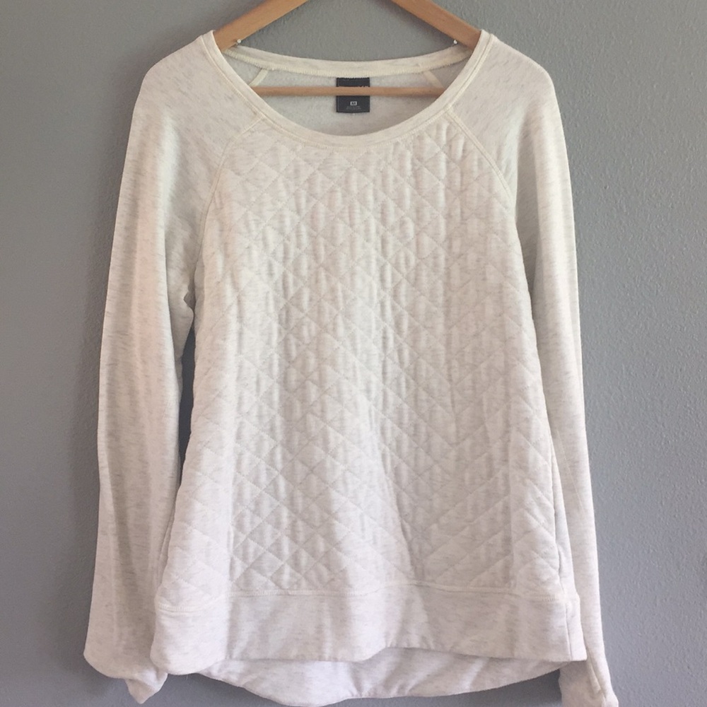 Quilted lightweight sweater